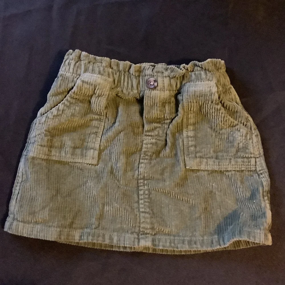 Kids size 2T green corduroy skirt from Old Navy